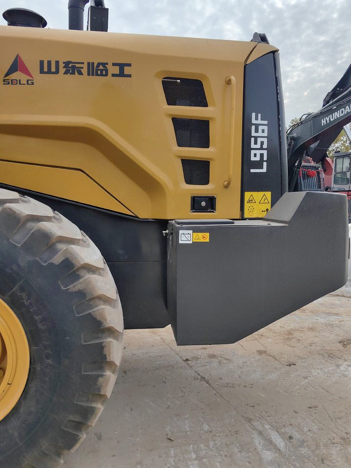 SDLG 956F - Chargeuse sur pneus: photos 5 SDLG 956F - Chargeuse sur pneus: photos 5