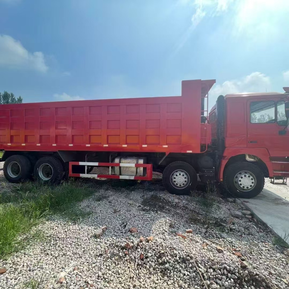 SHACMAN F3000 8*4 DUMP TRUCK - Camion benne: photos 2 SHACMAN F3000 8*4 DUMP TRUCK - Camion benne: photos 2