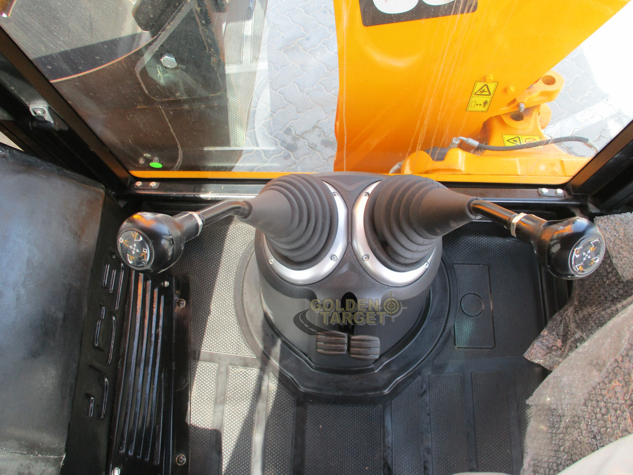 Tractopelle neuf JCB 3DX PLUS 4×4 BACKHOE LOADER: photos 19