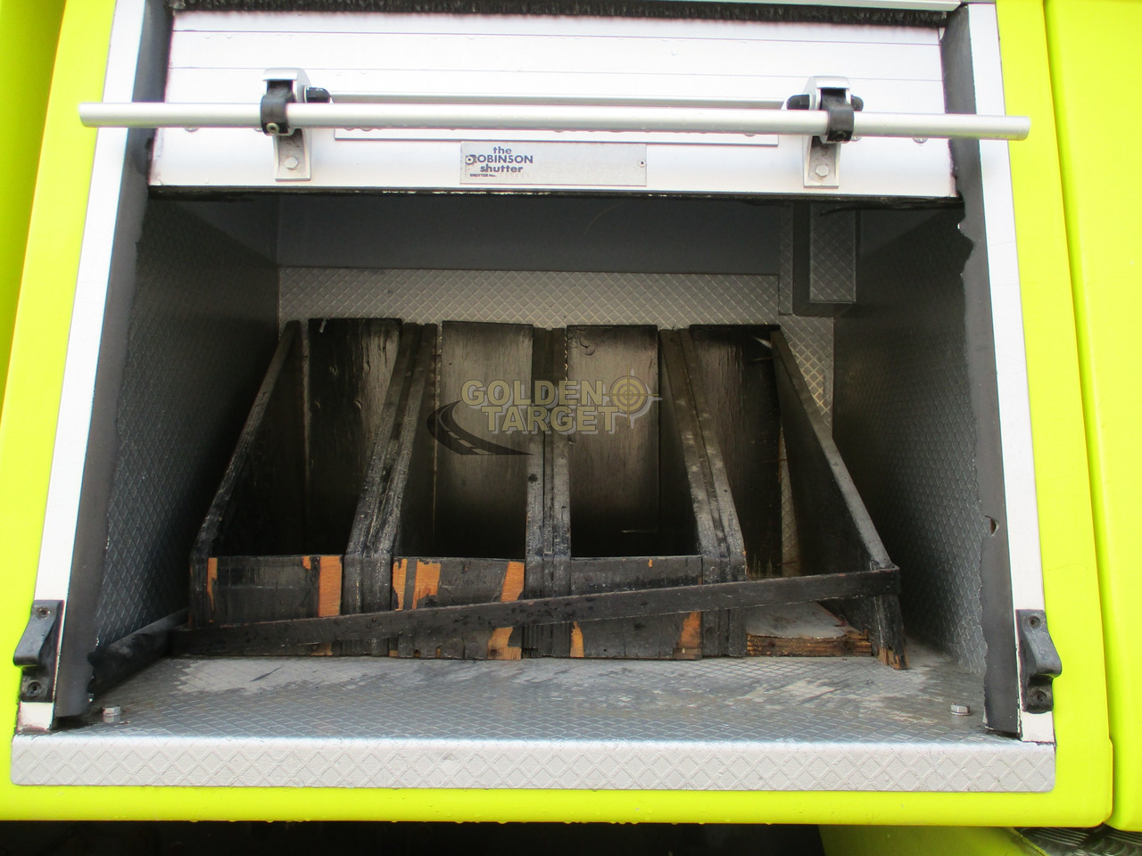 Camion de pompier Reynolds Boughton Barracuda: photos 11