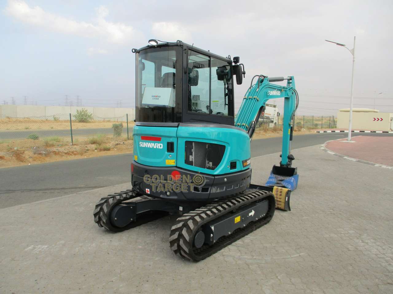 SUNWARD SWE35UF Mini Hydraulic Excavator - Mini pelle: photos 3 SUNWARD SWE35UF Mini Hydraulic Excavator - Mini pelle: photos 3