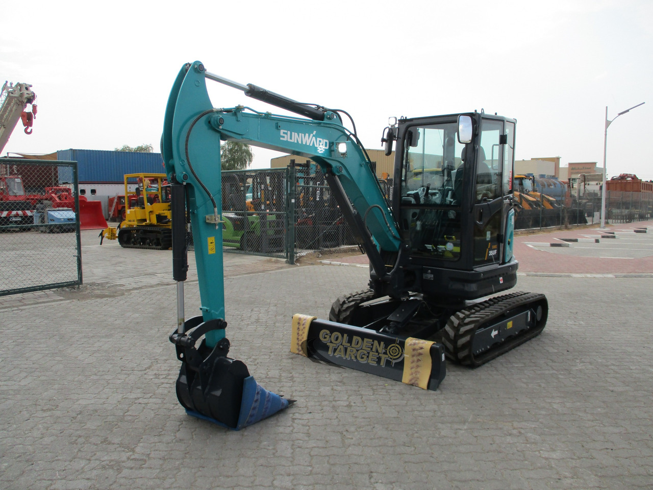 SUNWARD SWE35UF Mini Hydraulic Excavator - Mini pelle: photos 2 SUNWARD SWE35UF Mini Hydraulic Excavator - Mini pelle: photos 2