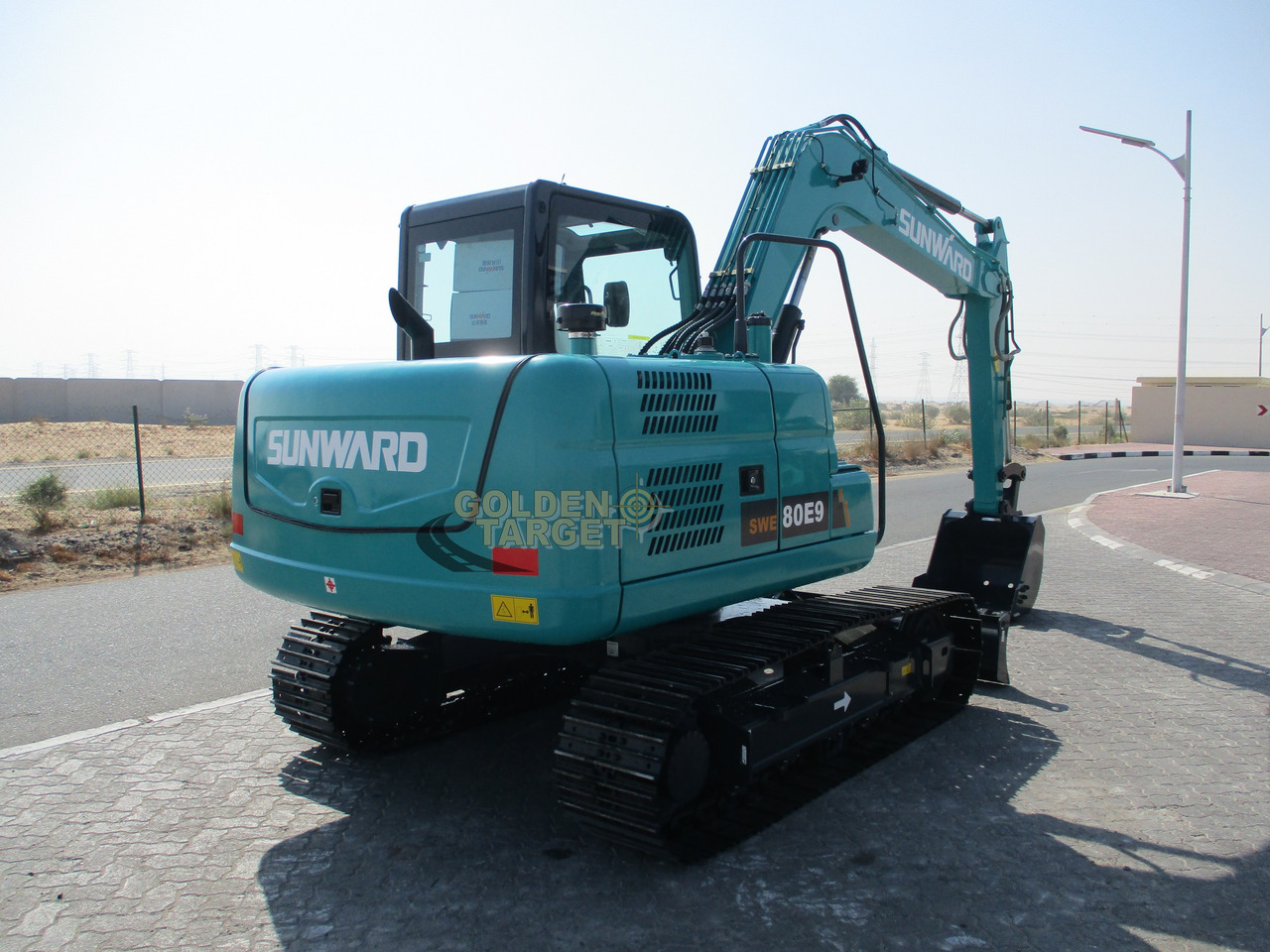 SUNWARD SWE80E9 Mini Hydraulic Excavator - Mini pelle: photos 3 SUNWARD SWE80E9 Mini Hydraulic Excavator - Mini pelle: photos 3
