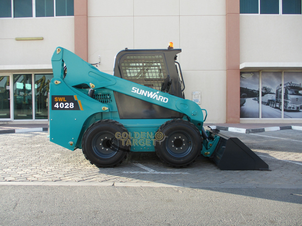 SUNWARD SWL4028 Skid Steer - Mini chargeuse: photos 5 SUNWARD SWL4028 Skid Steer - Mini chargeuse: photos 5