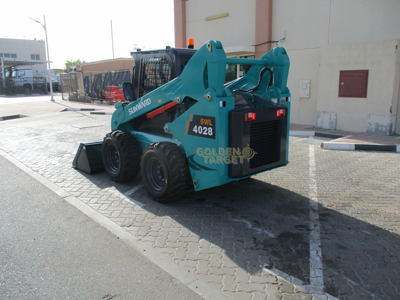 SUNWARD SWL4028 Skid Steer - Mini chargeuse: photos 4 SUNWARD SWL4028 Skid Steer - Mini chargeuse: photos 4