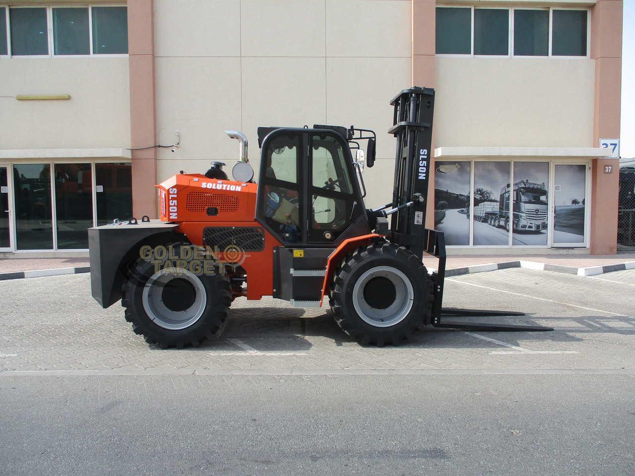 Solution SL50N Rough Terrain Forklift - Chariot élévateur diesel: photos 5 Solution SL50N Rough Terrain Forklift - Chariot élévateur diesel: photos 5