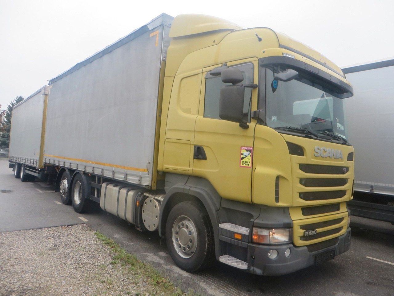 Scania R420 6x2 tandem 115m3 - Camion à rideaux coulissants: photos 2 Scania R420 6x2 tandem 115m3 - Camion à rideaux coulissants: photos 2