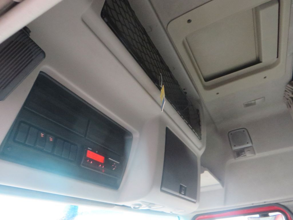 Tracteur routier Renault Premium 450 4x2Tractor ADR Retarder Renault Premium 450 4x2Tractor ADR Retarder: photos 12