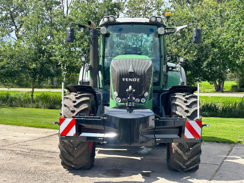 Fendt 822 VARIO Fendt Fendt vario 822 - Tracteur agricole: photos 2 Fendt 822 VARIO Fendt Fendt vario 822 - Tracteur agricole: photos 2