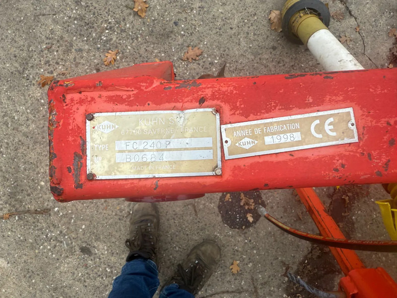 Kuhn FC 240 P Kneuzer maaier - Faucheuse: photos 3 Kuhn FC 240 P Kneuzer maaier - Faucheuse: photos 3