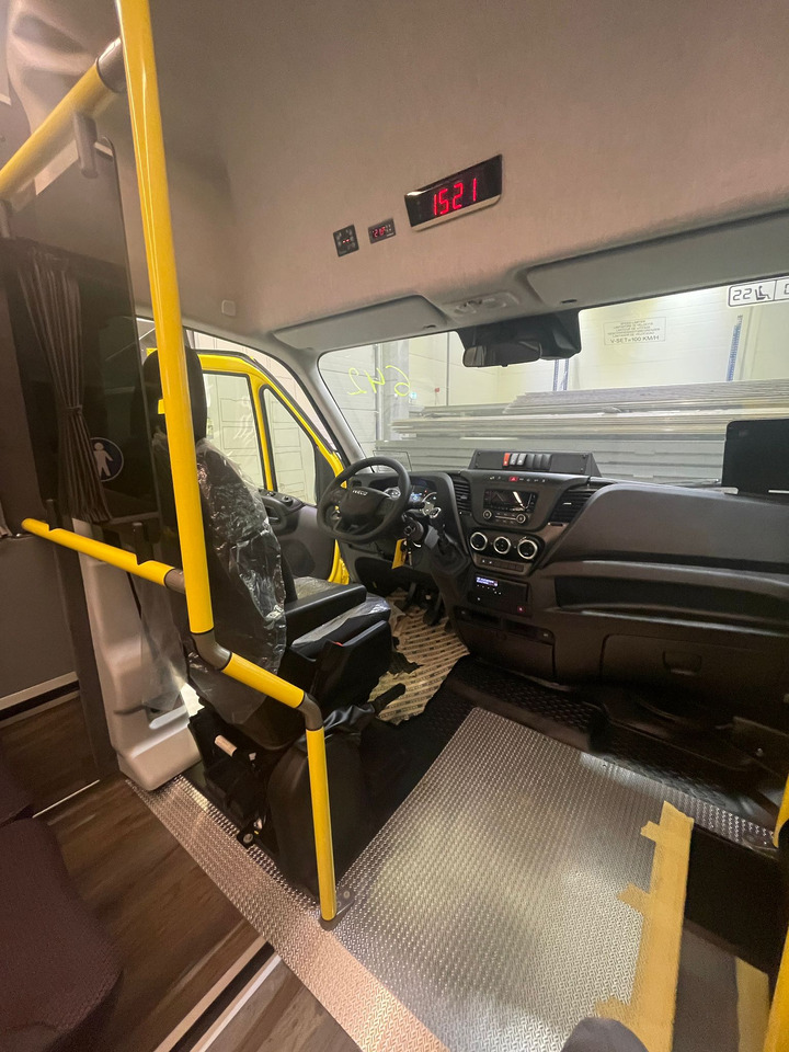 Minibus, Transport de personnes neuf 5 MINIBUS IVECO DAILY NEUF ET NON IMMATRICULE: photos 11