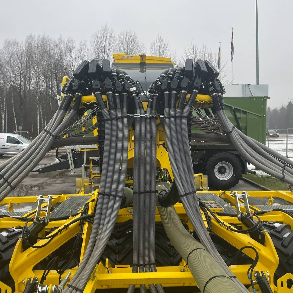 Semoir neuf Bednar OMEGA OO 6000 L: photos 8