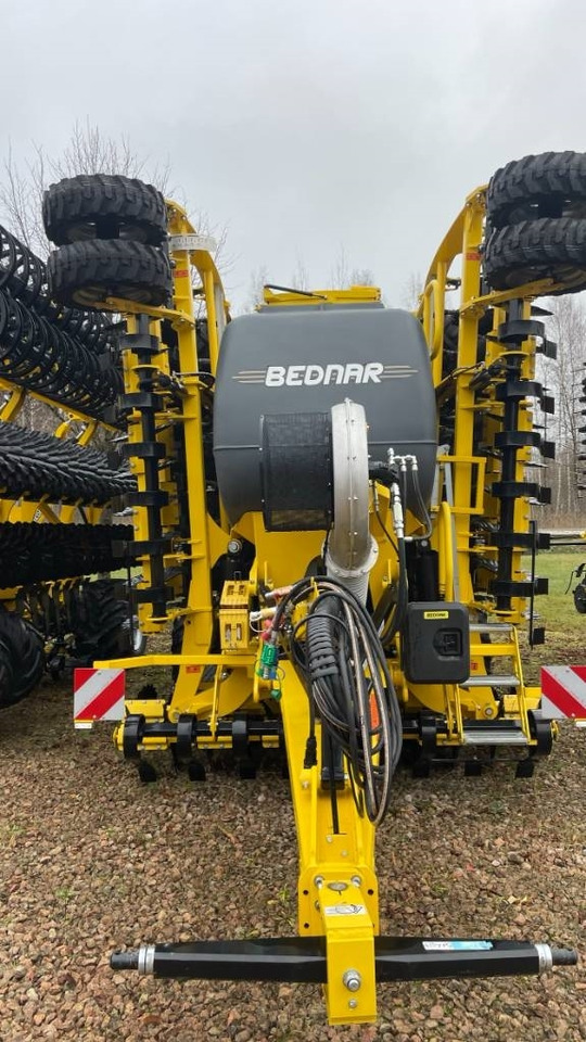 Bednar Omega OO 8000 FL - Cover crop: photos 2 Bednar Omega OO 8000 FL - Cover crop: photos 2