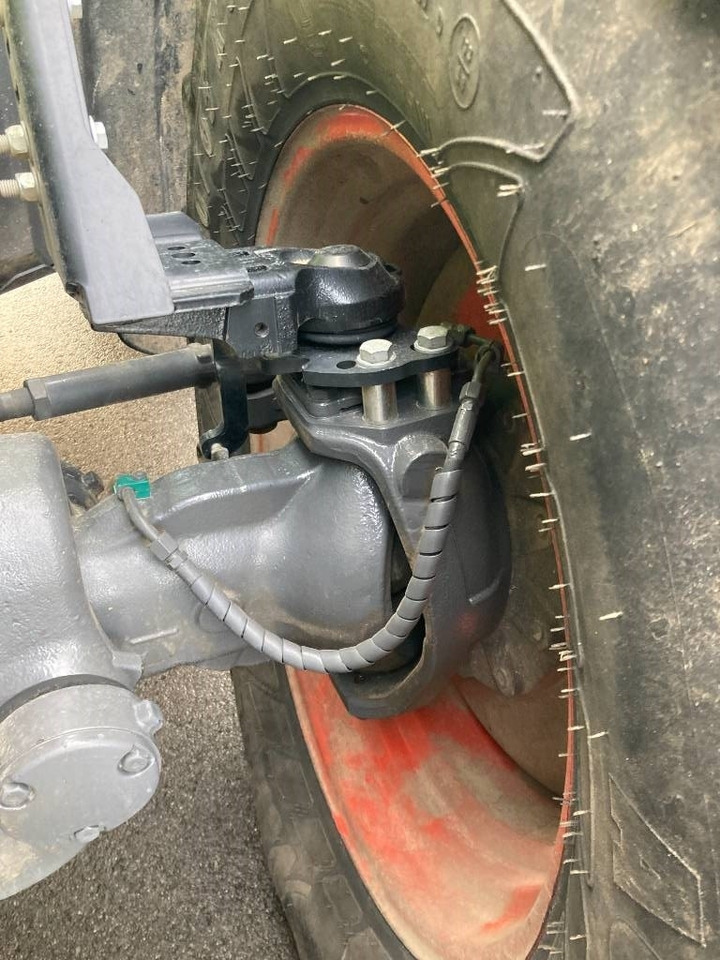 Tracteur agricole Claas Axion 850 Cebis: photos 10