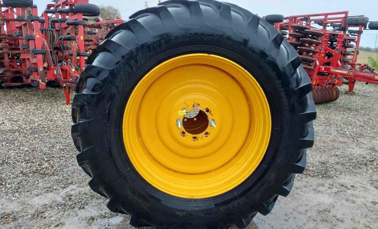 Alliance Power Drive Radial HT 20.8R42 - Pneu pour Pulvérisateur: photos 3 Alliance Power Drive Radial HT 20.8R42 - Pneu pour Pulvérisateur: photos 3