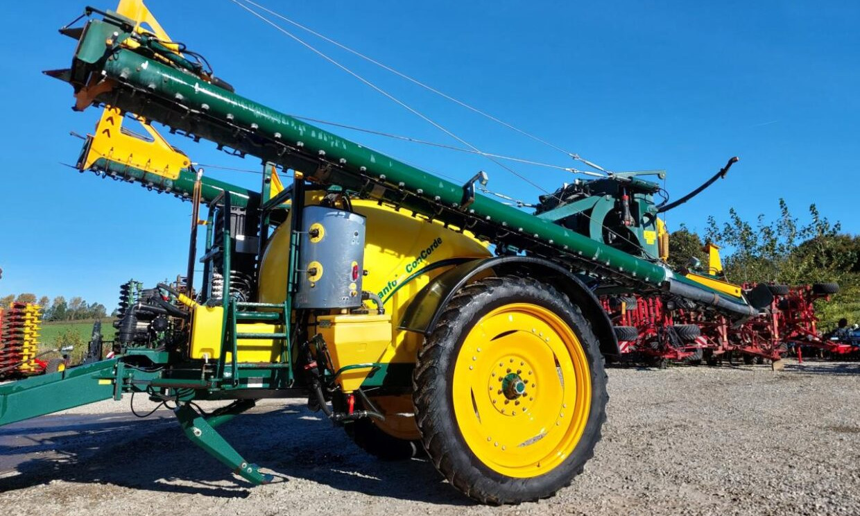 Danfoil ConCorde 3000L - 24m med GPS - Pulvérisateur traîné: photos 1 Danfoil ConCorde 3000L - 24m med GPS - Pulvérisateur traîné: photos 1