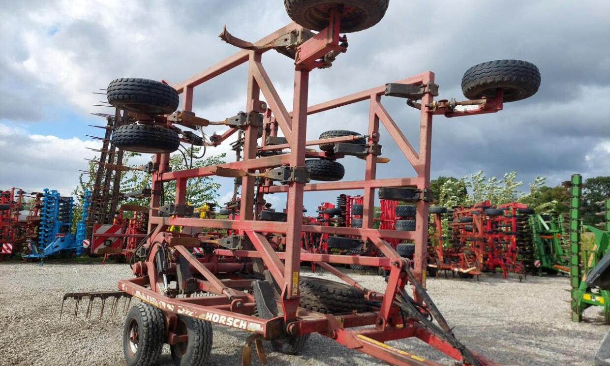 Horsch TERRANO 8 FG - Herse: photos 4 Horsch TERRANO 8 FG - Herse: photos 4