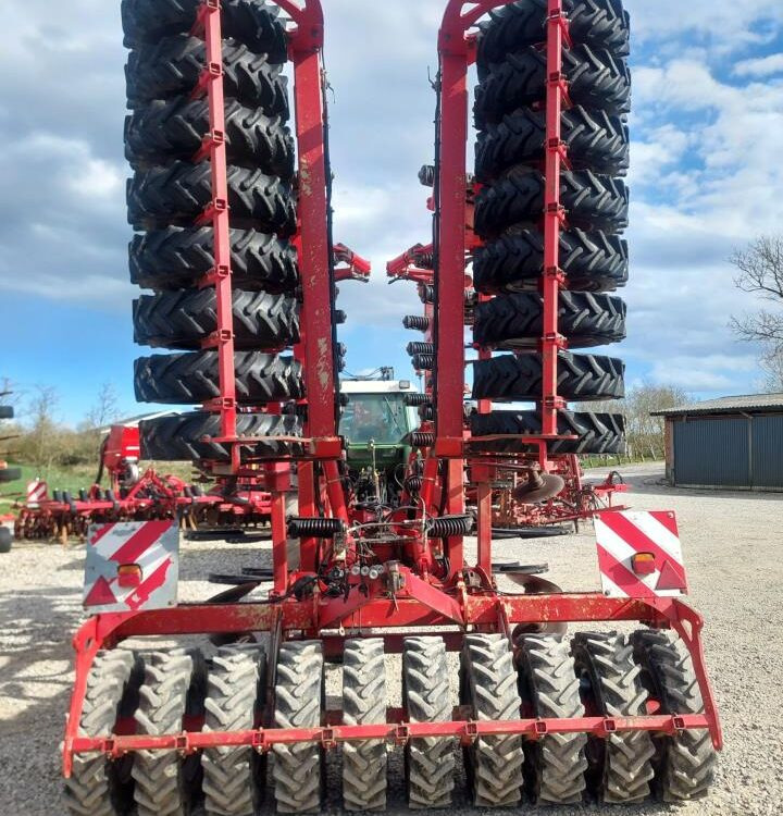 Horsch Tiger 8 AS - Bineuse: photos 4 Horsch Tiger 8 AS - Bineuse: photos 4