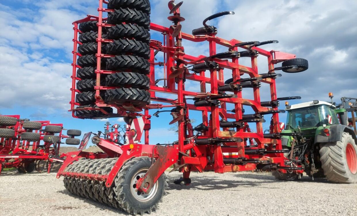 Horsch Tiger 8 AS - Bineuse: photos 2 Horsch Tiger 8 AS - Bineuse: photos 2