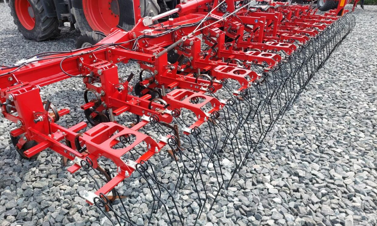 Horsch Transformer 9 VF - Herse étrille: photos 2 Horsch Transformer 9 VF - Herse étrille: photos 2