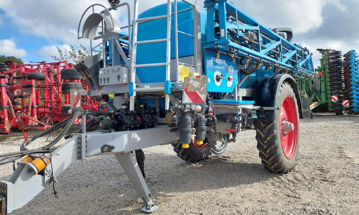 Lemken ALBATROS 9 6000 L med GPS - Pulvérisateur traîné: photos 3 Lemken ALBATROS 9 6000 L med GPS - Pulvérisateur traîné: photos 3