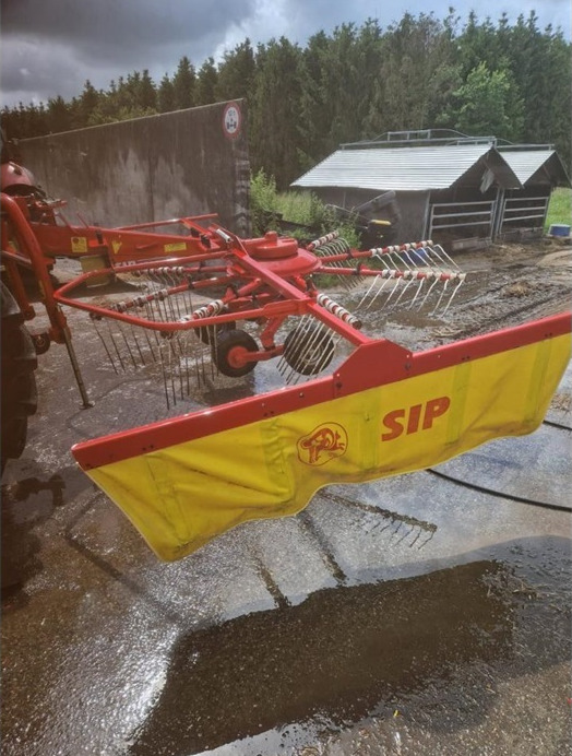 SIP 350 T rive - Faneuse: photos 2 SIP 350 T rive - Faneuse: photos 2