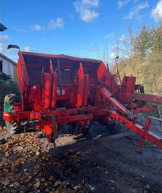Underhaug UN-3200 - Planteuse de pommes de terre: photos 2 Underhaug UN-3200 - Planteuse de pommes de terre: photos 2
