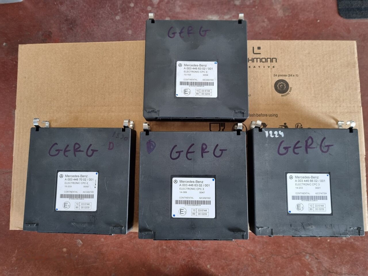 Continental ELECTRONIC CPC 3 A 0044465602 Mercedes-Benz ACTROS MP4 EURO 6 - Bloc de gestion pour Camion: photos 4 Continental ELECTRONIC CPC 3 A 0044465602 Mercedes-Benz ACTROS MP4 EURO 6 - Bloc de gestion pour Camion: photos 4