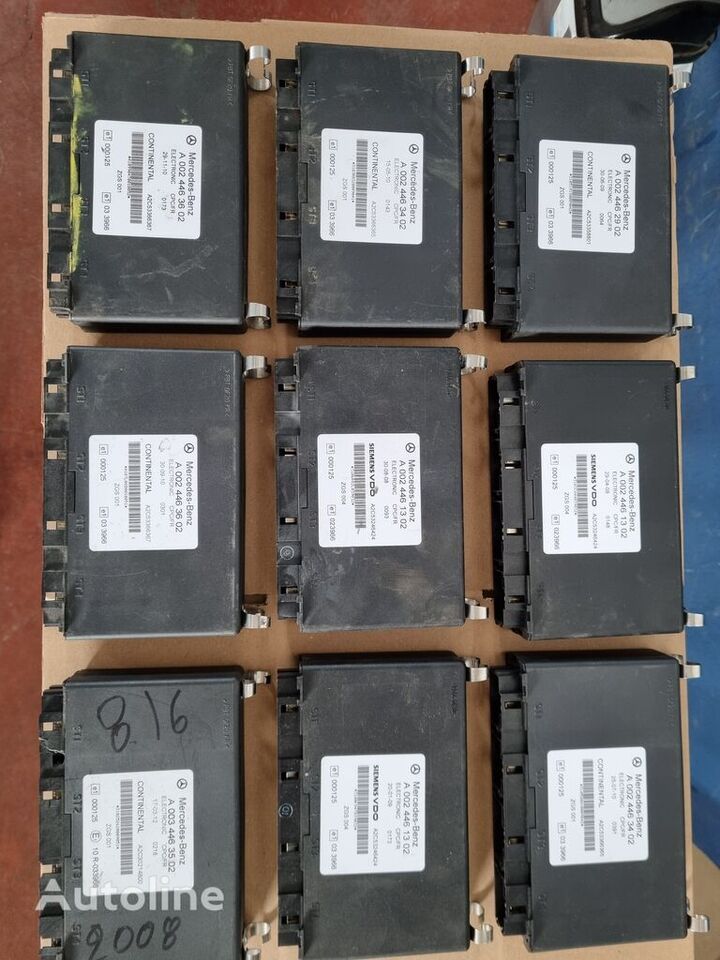 Continental FR/CPC Mercedes-Benz ACTROS MP2 - Bloc de gestion pour Camion: photos 3 Continental FR/CPC Mercedes-Benz ACTROS MP2 - Bloc de gestion pour Camion: photos 3