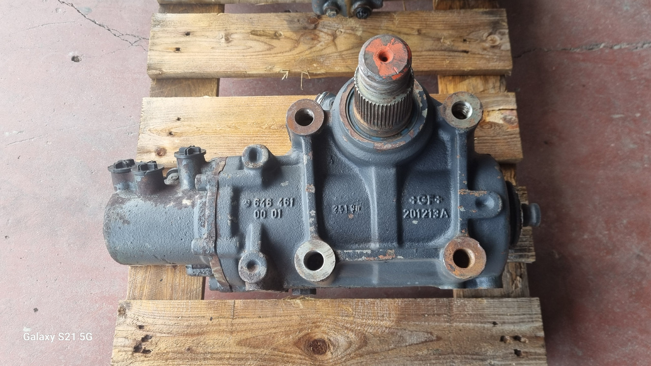 MERCEDES ACTROS POWER STEERING - Volant: photos 5 MERCEDES ACTROS POWER STEERING - Volant: photos 5