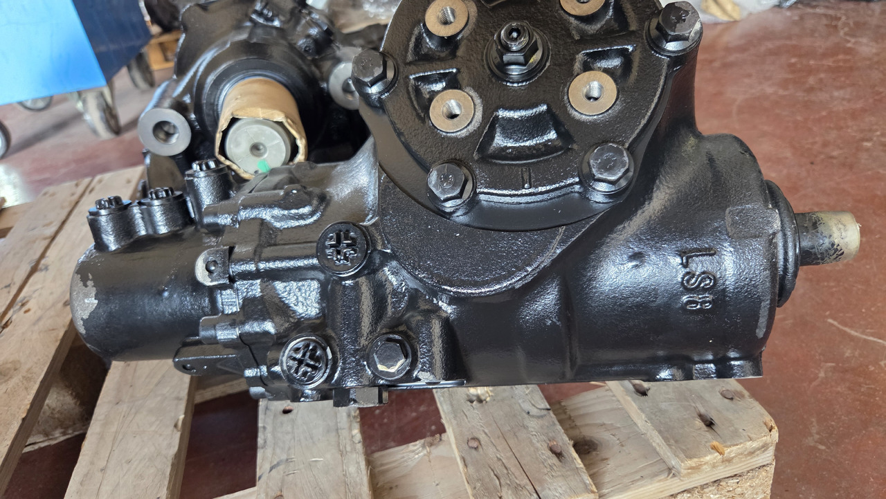 MERCEDES-BENZ POWER STEERING ACTROS - Volant: photos 5 MERCEDES-BENZ POWER STEERING ACTROS - Volant: photos 5