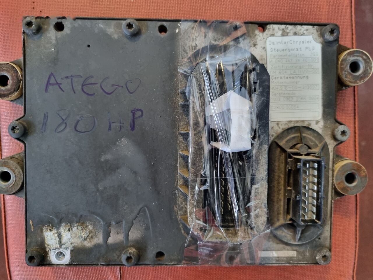 Mercedes-Benz ECU Mercedes-Benz ATEGO - Bloc de gestion pour Camion: photos 5 Mercedes-Benz ECU Mercedes-Benz ATEGO - Bloc de gestion pour Camion: photos 5