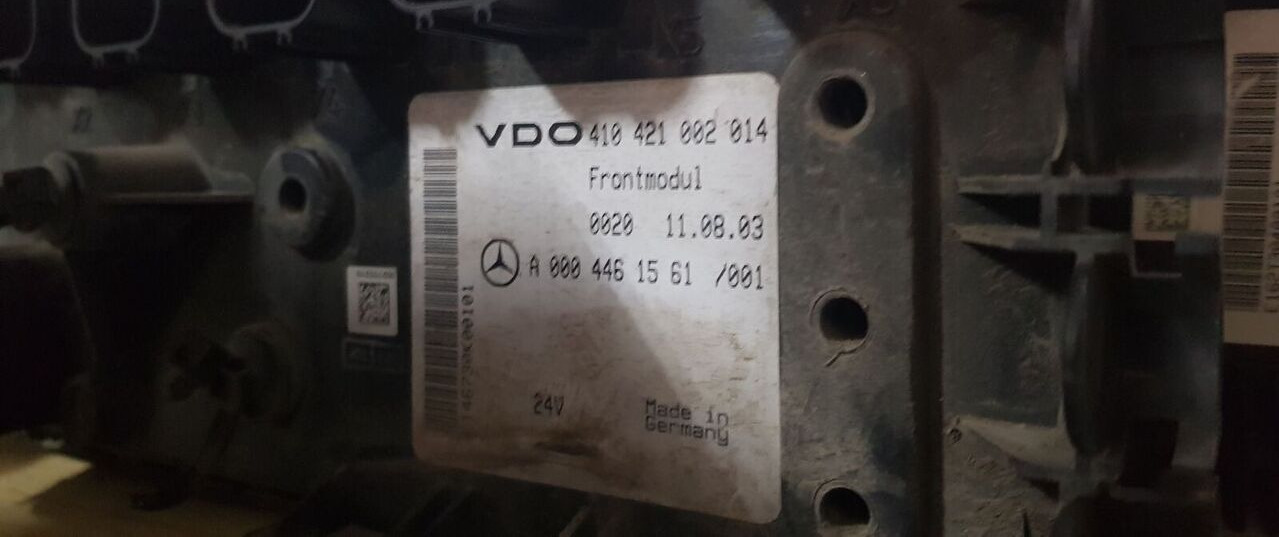Mercedes-Benz HECKMODUL FRONTMODUL Mercedes-Benz ACTROS MB2 - Bloc de gestion pour Camion: photos 4 Mercedes-Benz HECKMODUL FRONTMODUL Mercedes-Benz ACTROS MB2 - Bloc de gestion pour Camion: photos 4
