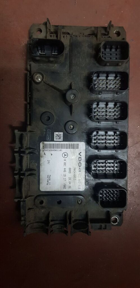 Mercedes-Benz HECKMODUL FRONTMODUL Mercedes-Benz ACTROS MB2 - Bloc de gestion pour Camion: photos 2 Mercedes-Benz HECKMODUL FRONTMODUL Mercedes-Benz ACTROS MB2 - Bloc de gestion pour Camion: photos 2