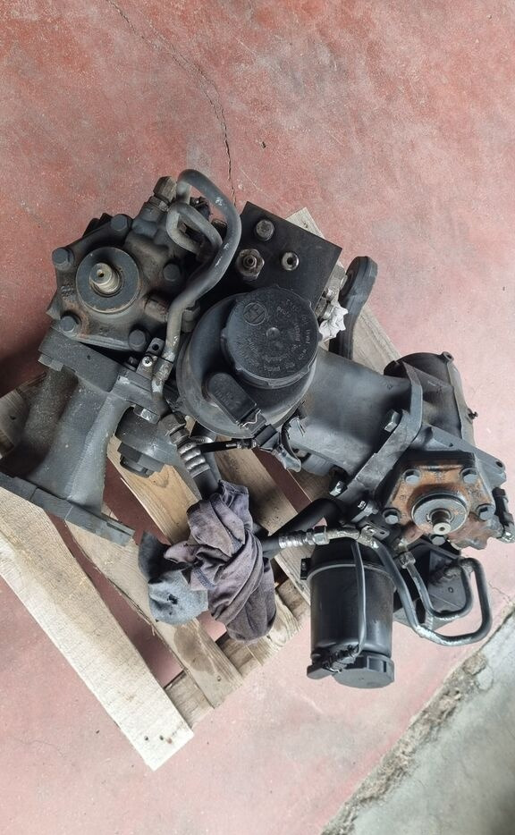 Mercedes-Benz MERCEDES ACTROS MP3 A9404611801 Mercedes-Benz ACTROS MP3 - Commande de gouvernail pour Camion: photos 3 Mercedes-Benz MERCEDES ACTROS MP3 A9404611801 Mercedes-Benz ACTROS MP3 - Commande de gouvernail pour Camion: photos 3