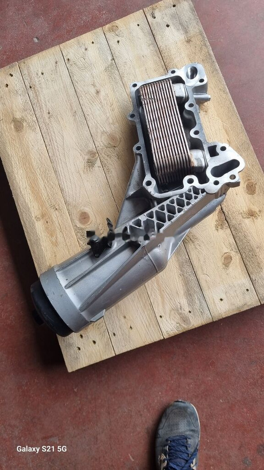 Mercedes-Benz OIL COOLER A 4571803110 Mercedes-Benz - Radiateur d'huile pour Camion: photos 4 Mercedes-Benz OIL COOLER A 4571803110 Mercedes-Benz - Radiateur d'huile pour Camion: photos 4