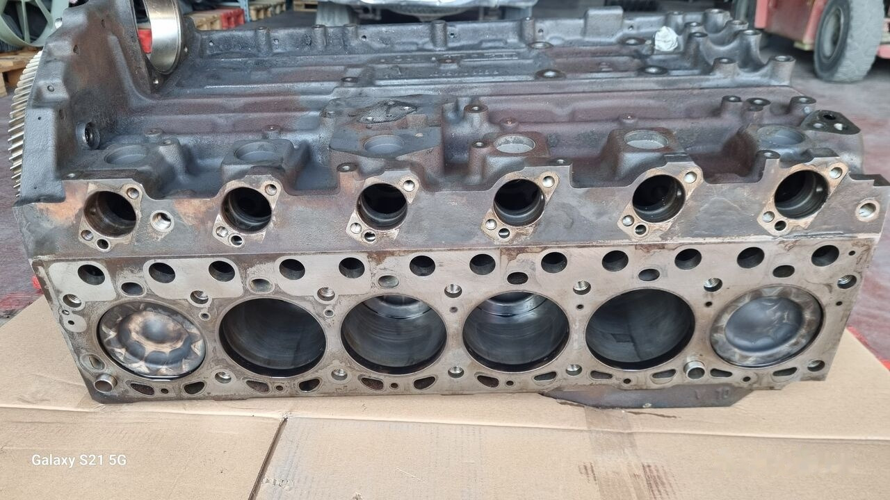 Mercedes-Benz SORT BLOCK OM 926 LA EURO 5,5 R9060115101 Mercedes-Benz AXOR - Bloc-cylindres pour Camion: photos 4 Mercedes-Benz SORT BLOCK OM 926 LA EURO 5,5 R9060115101 Mercedes-Benz AXOR - Bloc-cylindres pour Camion: photos 4
