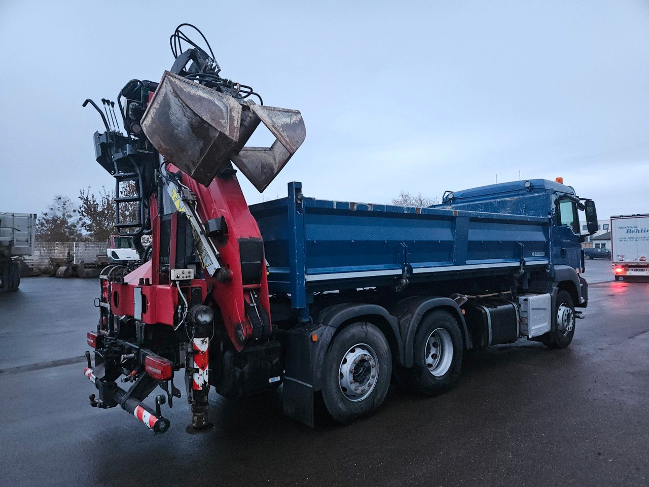 MAN TGS 26.420 6x2 Kipper / Bordmatik links+rechts - Camion grue: photos 3 MAN TGS 26.420 6x2 Kipper / Bordmatik links+rechts - Camion grue: photos 3