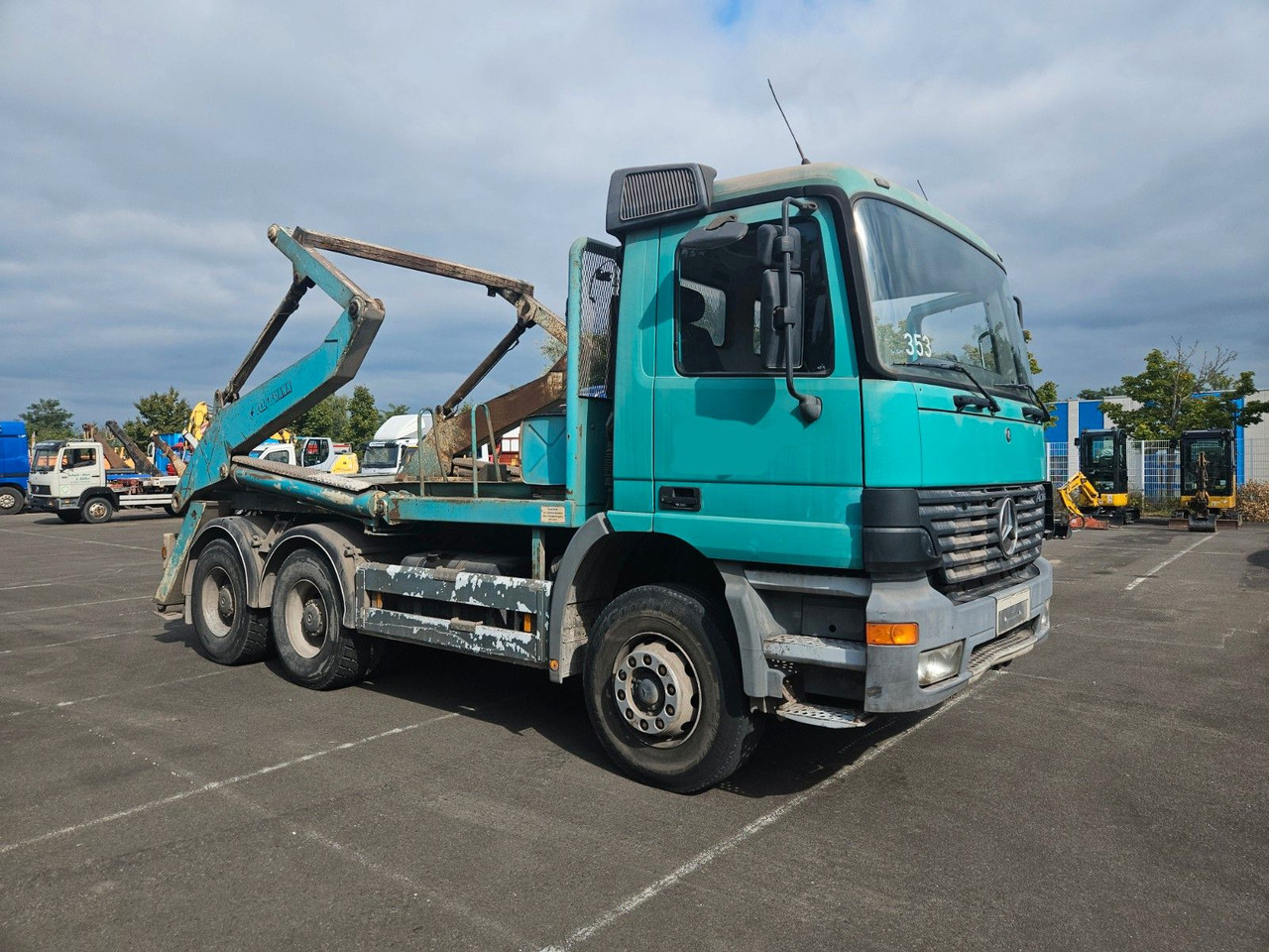 Mercedes-Benz Actros 2631 6x4 Blatt/Blatt orig. 170.000 km!! - Camion benne: photos 2 Mercedes-Benz Actros 2631 6x4 Blatt/Blatt orig. 170.000 km!! - Camion benne: photos 2
