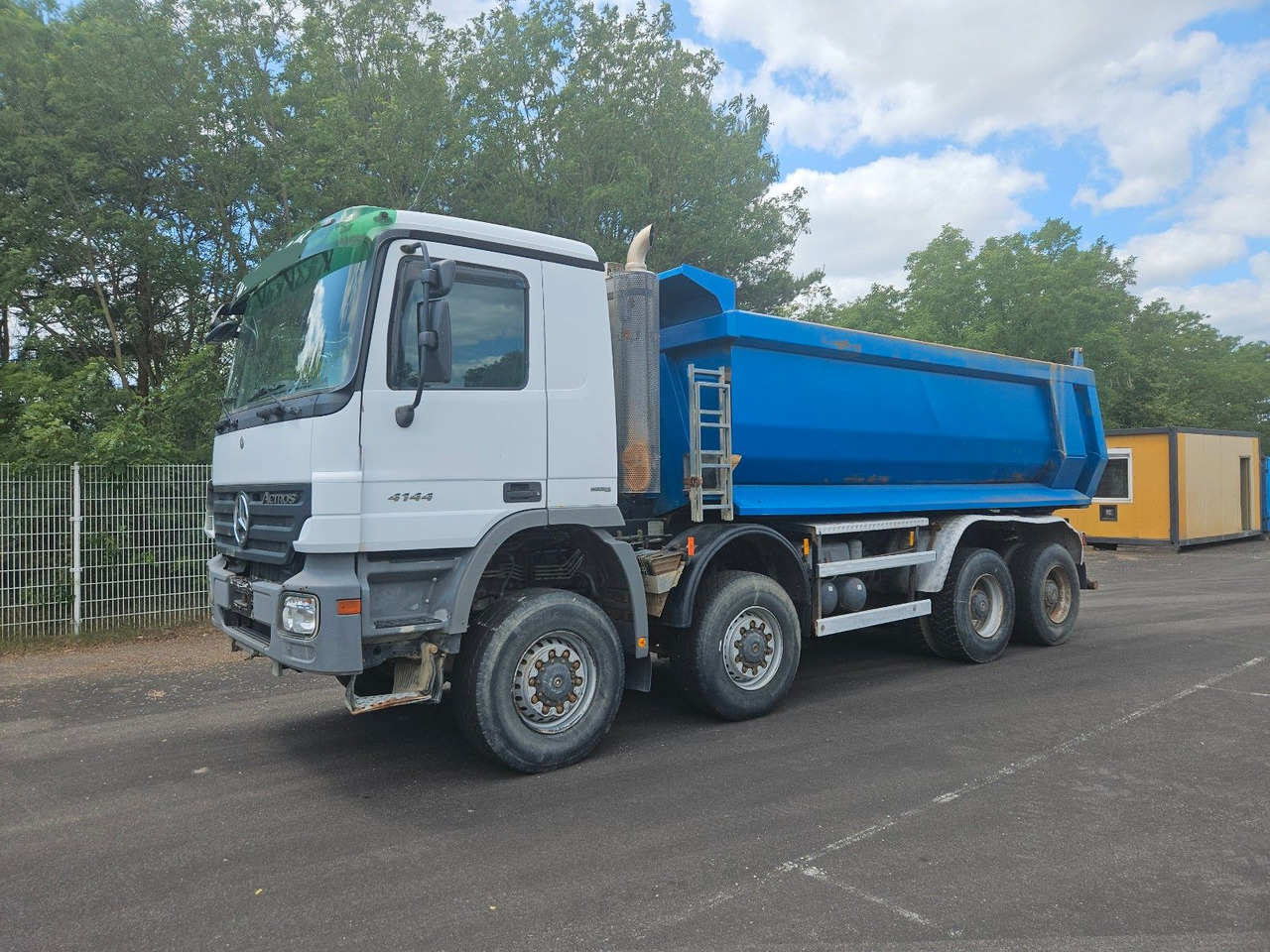 Mercedes-Benz Actros 4144 8x8 Hinterkipper - Camion benne: photos 2 Mercedes-Benz Actros 4144 8x8 Hinterkipper - Camion benne: photos 2