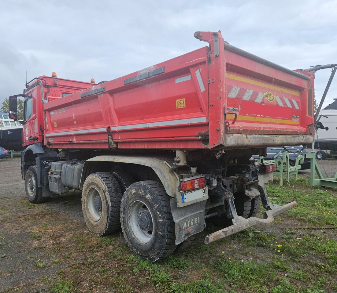 Mercedes-Benz Arocs 3346 6x6 Dreiseitenkipper mit Bordmatik - Camion benne: photos 3 Mercedes-Benz Arocs 3346 6x6 Dreiseitenkipper mit Bordmatik - Camion benne: photos 3