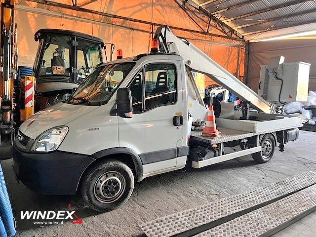 Multitel 160 Alu DS - Camion avec nacelle: photos 1 Multitel 160 Alu DS - Camion avec nacelle: photos 1