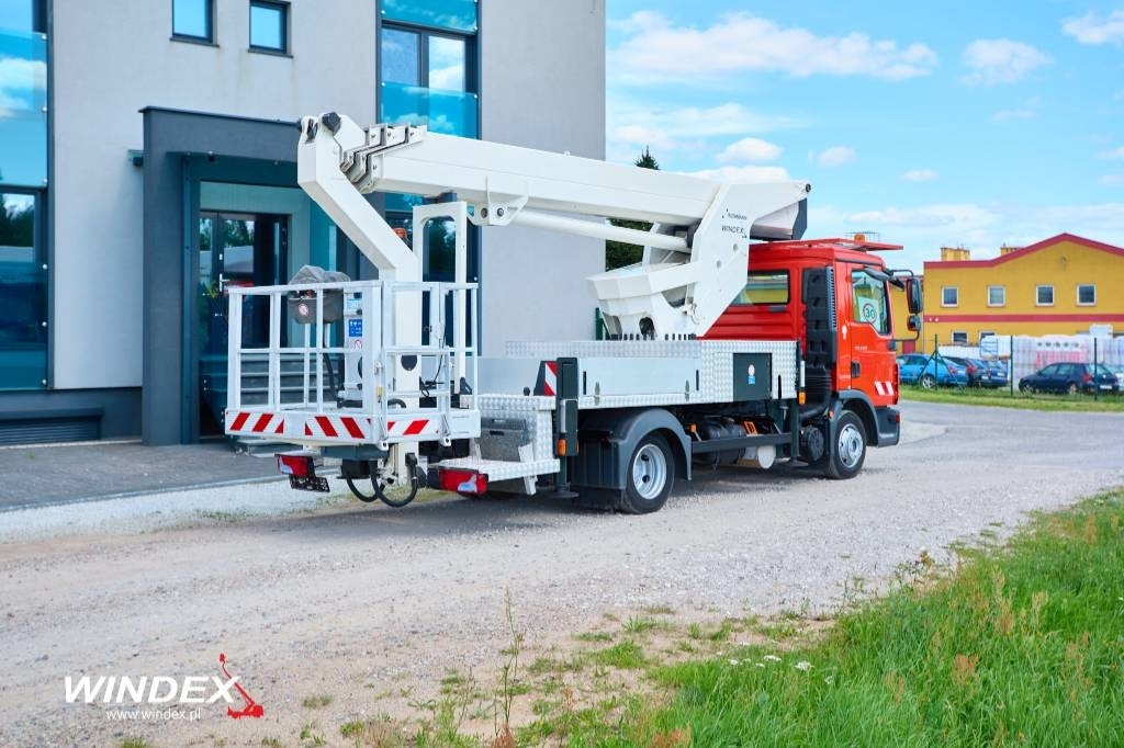 Ruthmann T 300 - Camion avec nacelle: photos 4 Ruthmann T 300 - Camion avec nacelle: photos 4