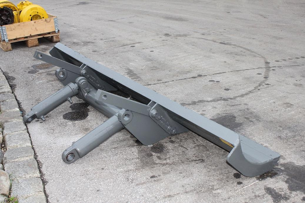 Atlas 1602D - Lame pour Engins de chantier: photos 3 Atlas 1602D - Lame pour Engins de chantier: photos 3