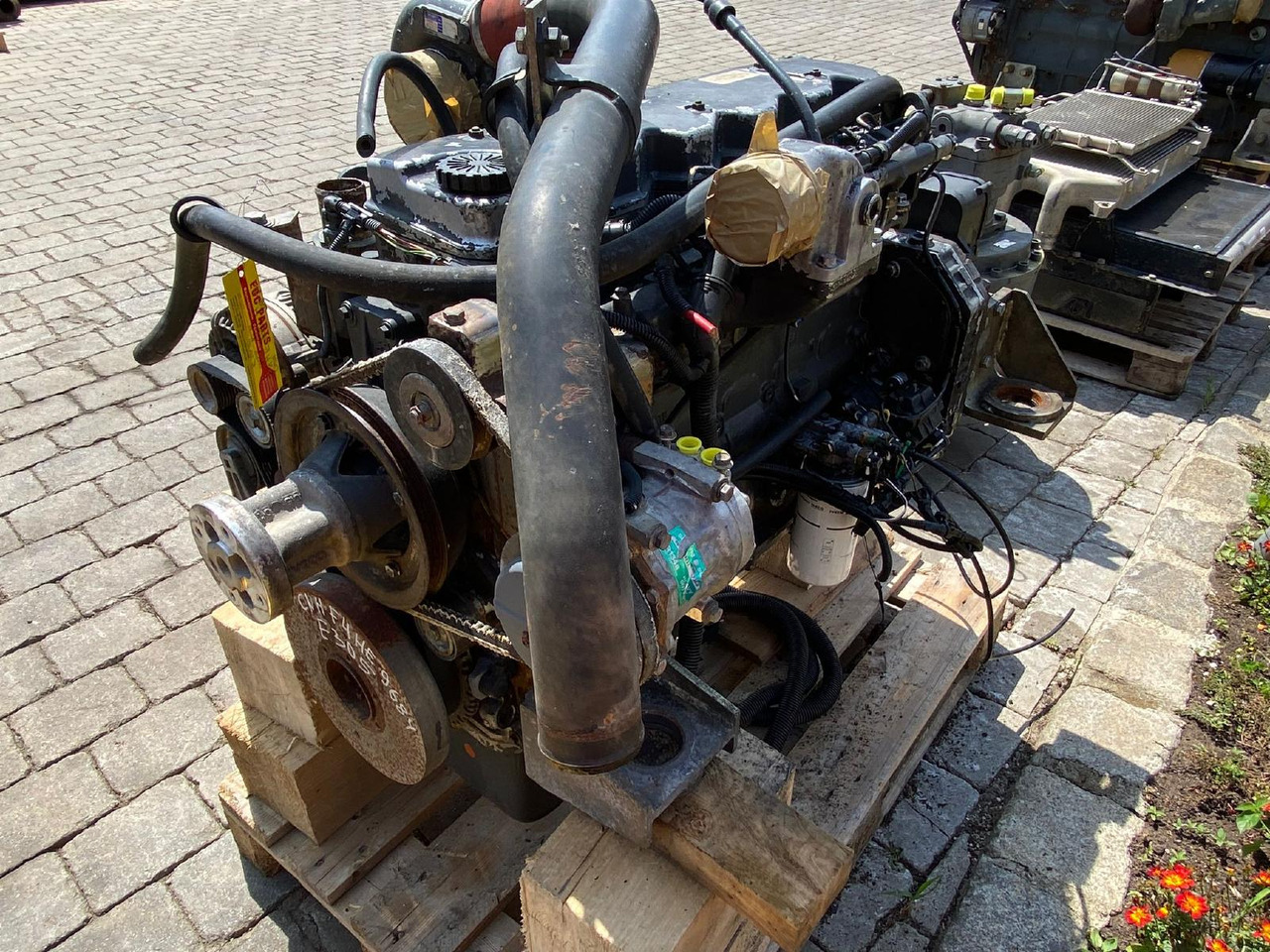 Moteur pour Engins de chantier CNH F4HE9684H aus New Holland E 305: photos 6 Moteur pour Engins de chantier CNH F4HE9684H aus New Holland E 305: photos 6