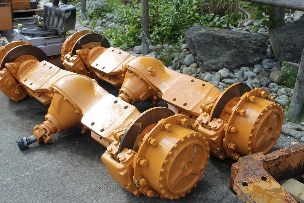 Case 621 - Essieu et pièces pour Engins de chantier: photos 2 Case 621 - Essieu et pièces pour Engins de chantier: photos 2