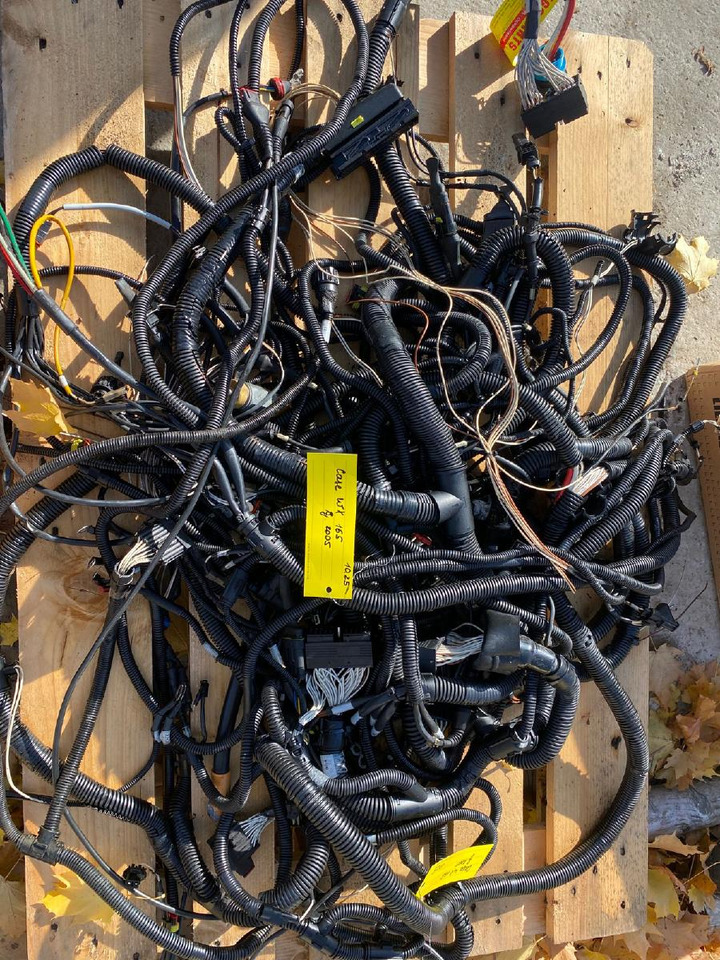 Case WX 165 - Câble/ Fil pour Engins de chantier: photos 1 Case WX 165 - Câble/ Fil pour Engins de chantier: photos 1