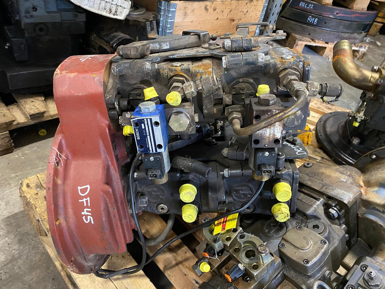 Demag DF 45 - Hydraulique pour Engins de chantier: photos 5 Demag DF 45 - Hydraulique pour Engins de chantier: photos 5