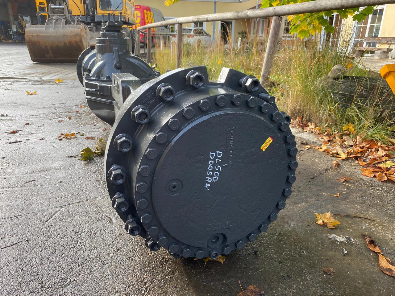 Doosan DL 500 - Essieu et pièces pour Engins de chantier: photos 3 Doosan DL 500 - Essieu et pièces pour Engins de chantier: photos 3