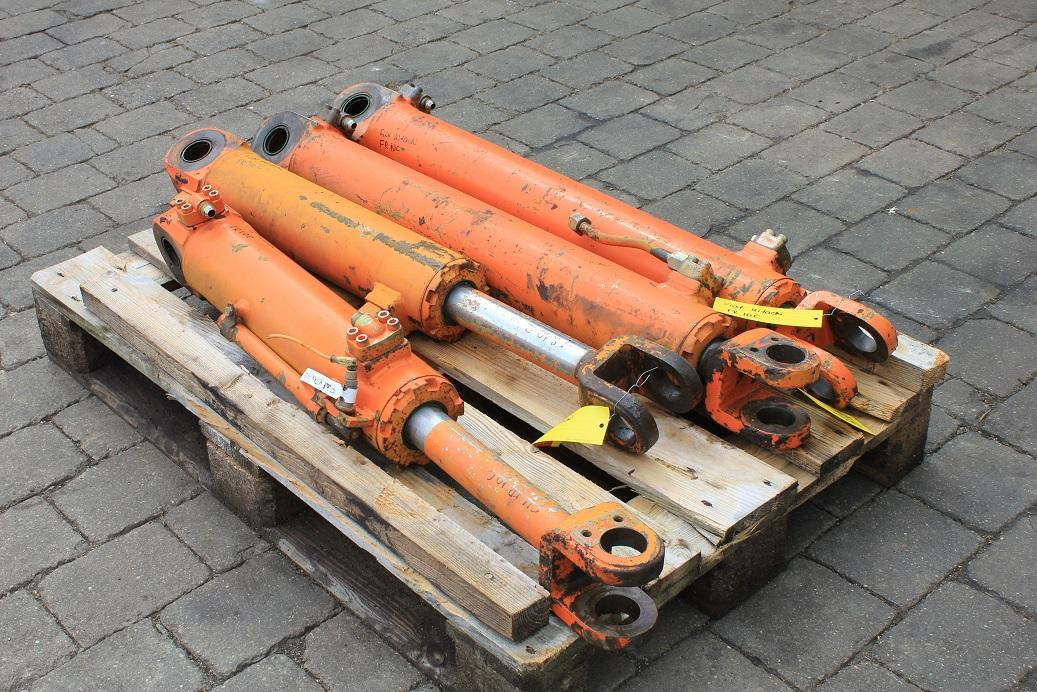 Fiat-Allis FR 10 - Vérin hydraulique pour Engins de chantier: photos 5 Fiat-Allis FR 10 - Vérin hydraulique pour Engins de chantier: photos 5